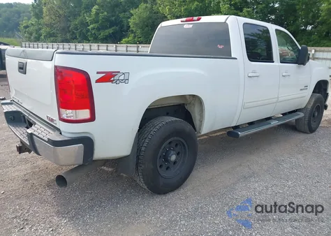 2009 GMC Sierra 2500Hd Slt from USA, damaged, VIN 1GTHK63679F176909